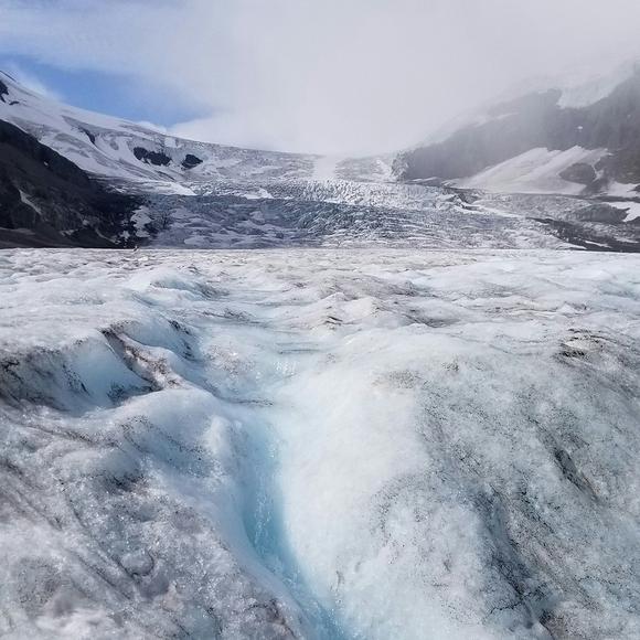 Columbia Icefield Exploration and Athabasca Glacier Ice Walk